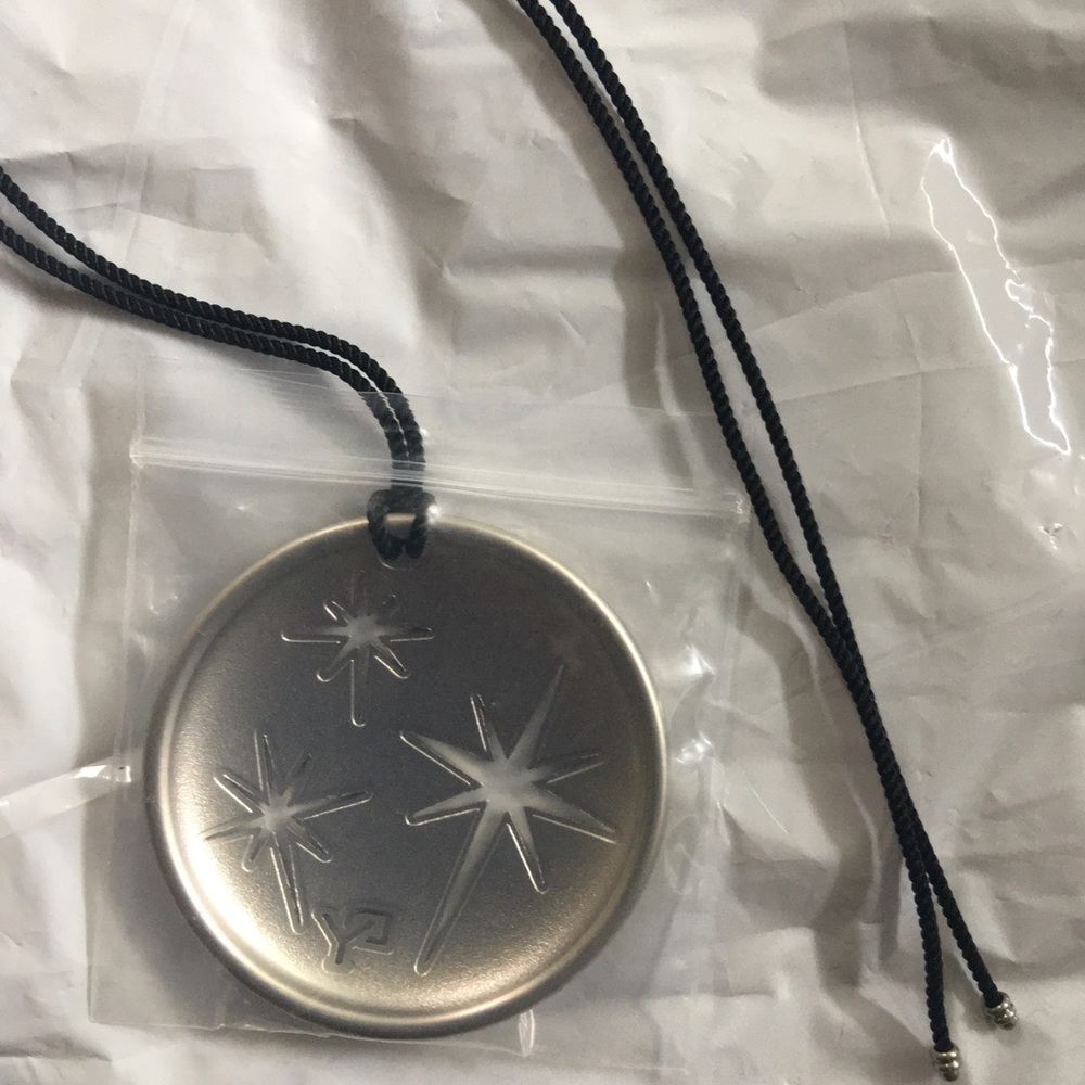 David Yurman 2022 Christmas Ornament The North Star. new with Signature Bag - Picture 7 of 10